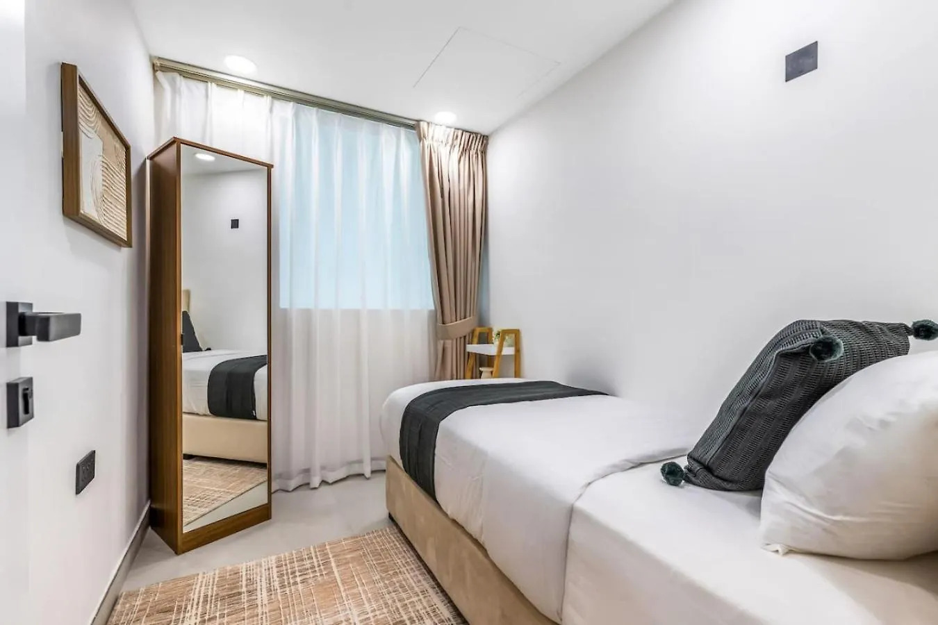 Apartament Minimalistic 2Br In Dubai Marina